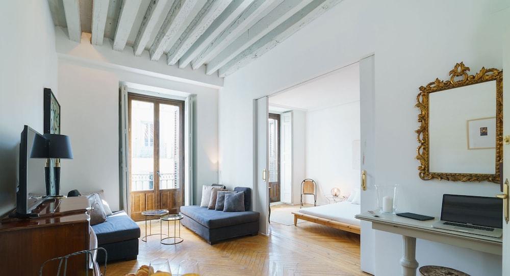 Charming Fuencarral II Apartment Madrid Exterior photo